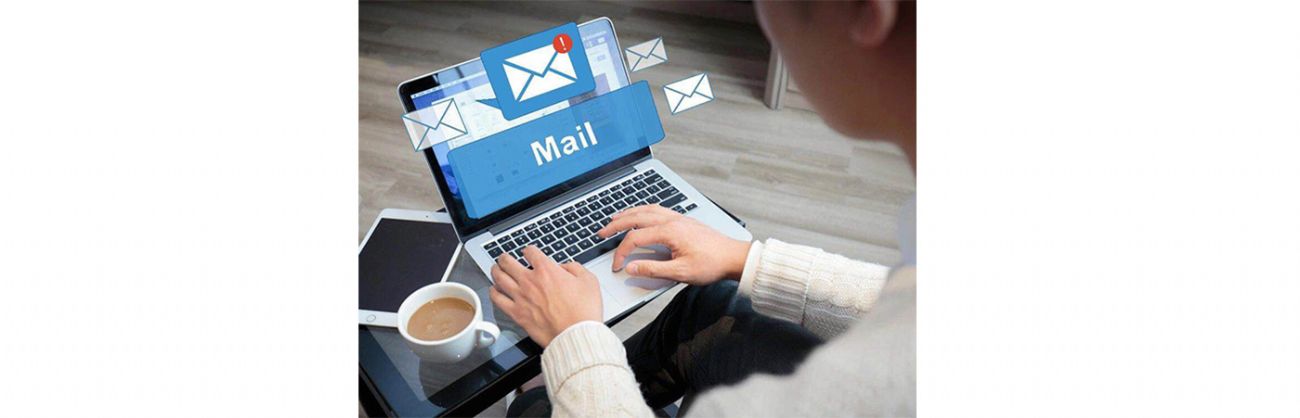 建站的時(shí)候如何在多個(gè)頁面里快速添加共有的功能組件？